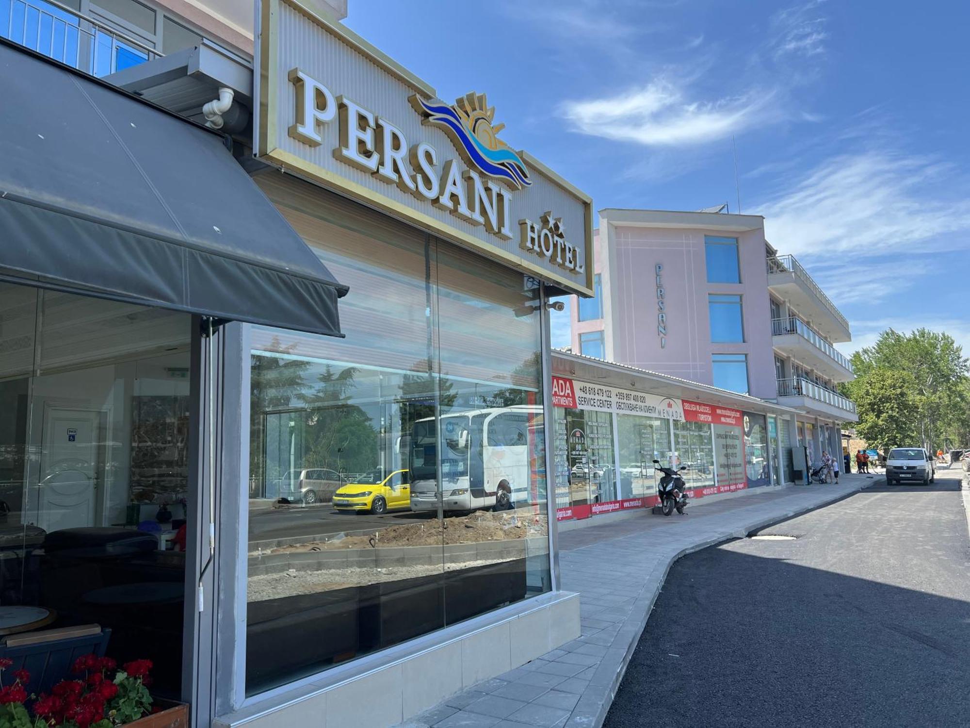 Persani Hotel Pantai Sunny Bagian luar foto
