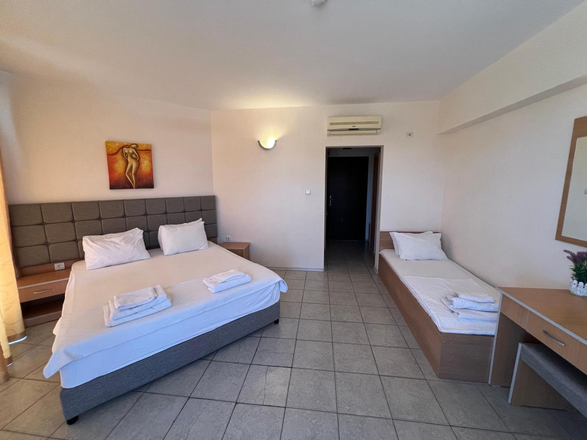 Persani Hotel Pantai Sunny Bagian luar foto