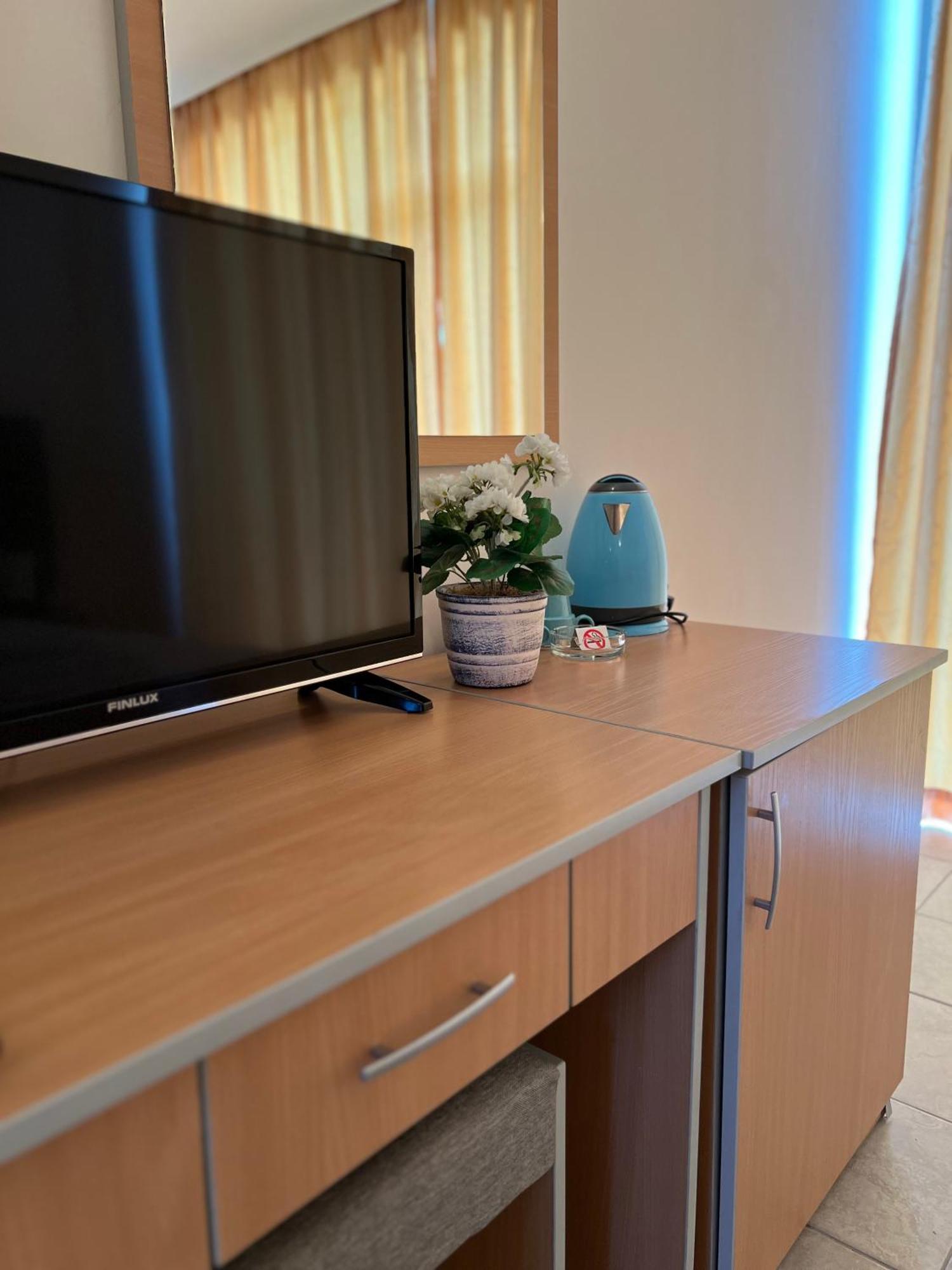Persani Hotel Pantai Sunny Bagian luar foto