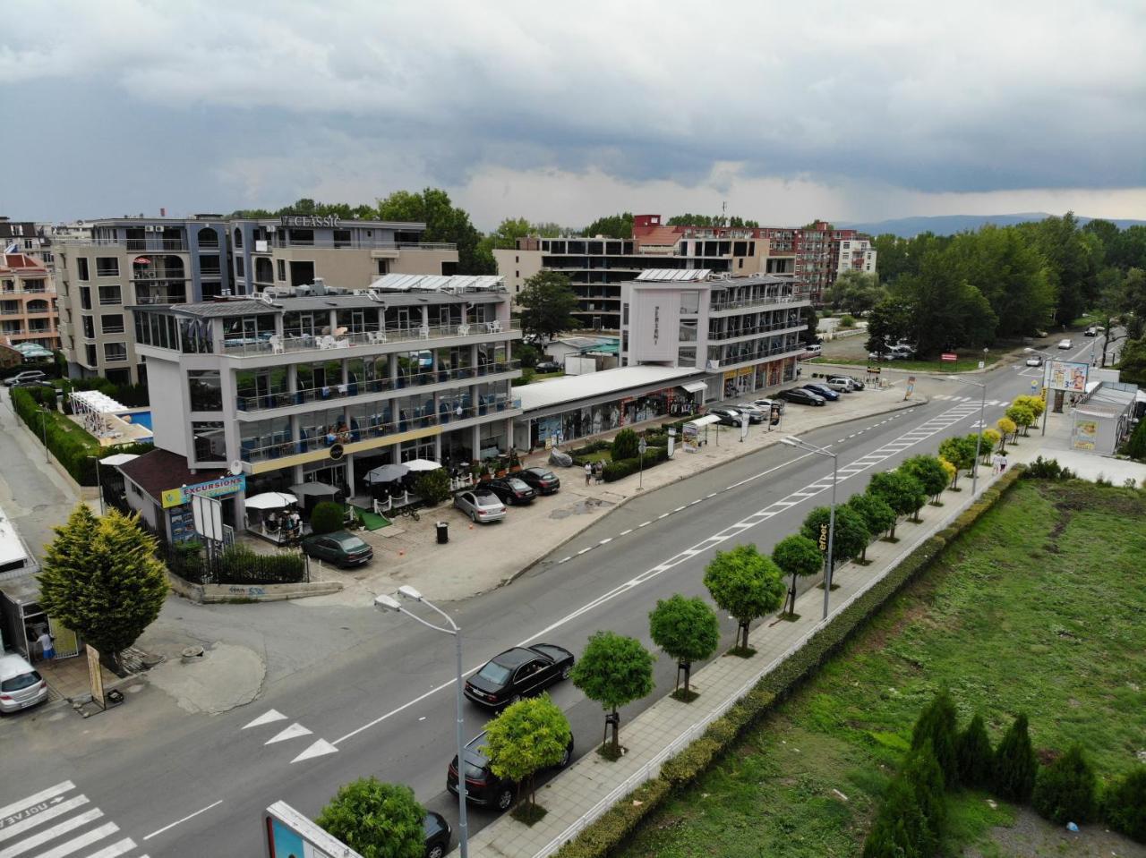 Persani Hotel Pantai Sunny Bagian luar foto