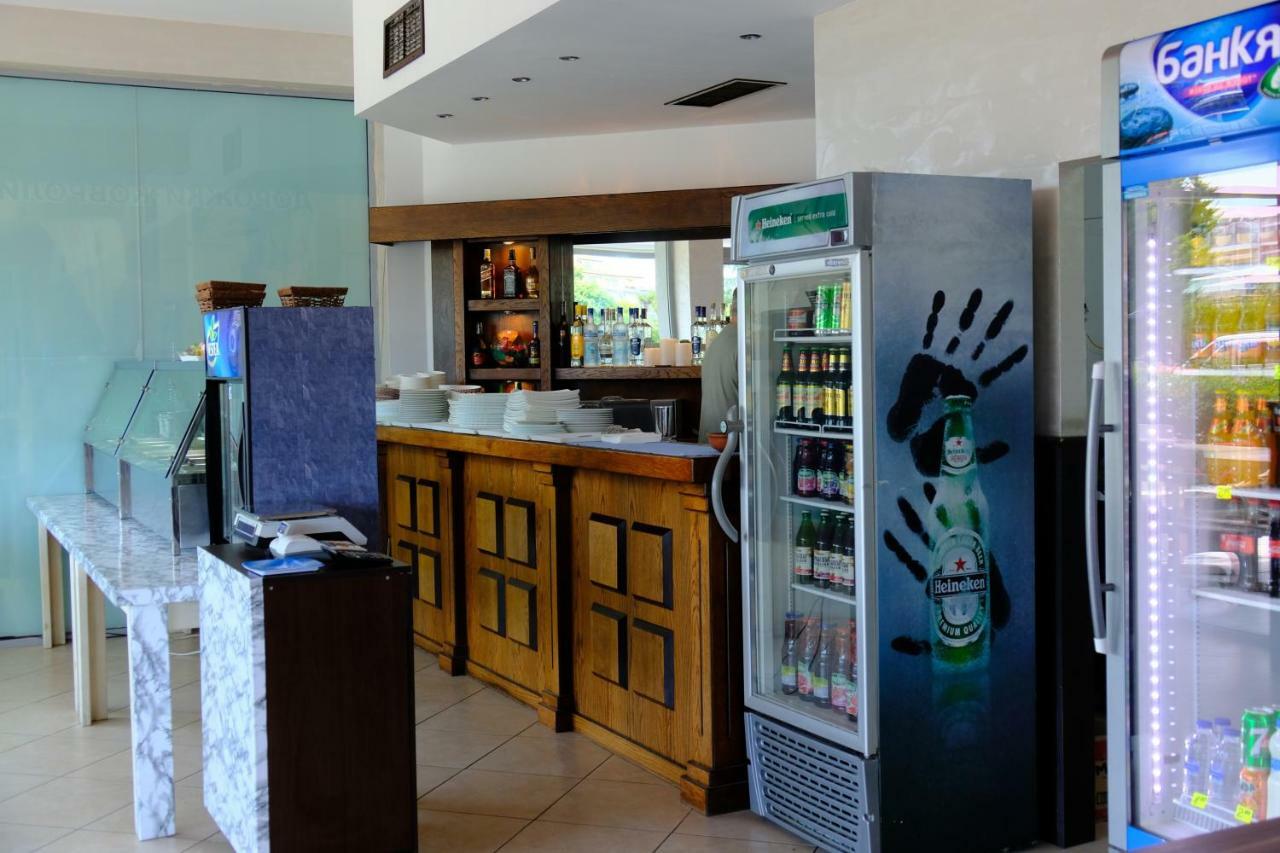 Persani Hotel Pantai Sunny Bagian luar foto